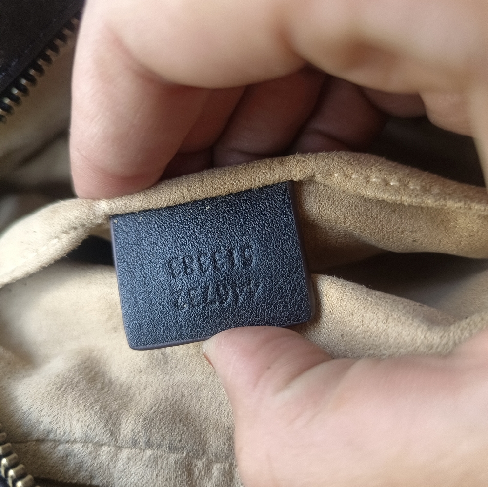 Authentic gucci marmot sling bag - Picture 5 of 13